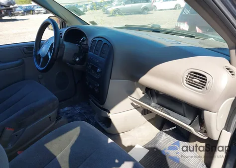 2002 Chrysler Voyager из США, поврежденный, VIN 1C8GJ25B02B668842